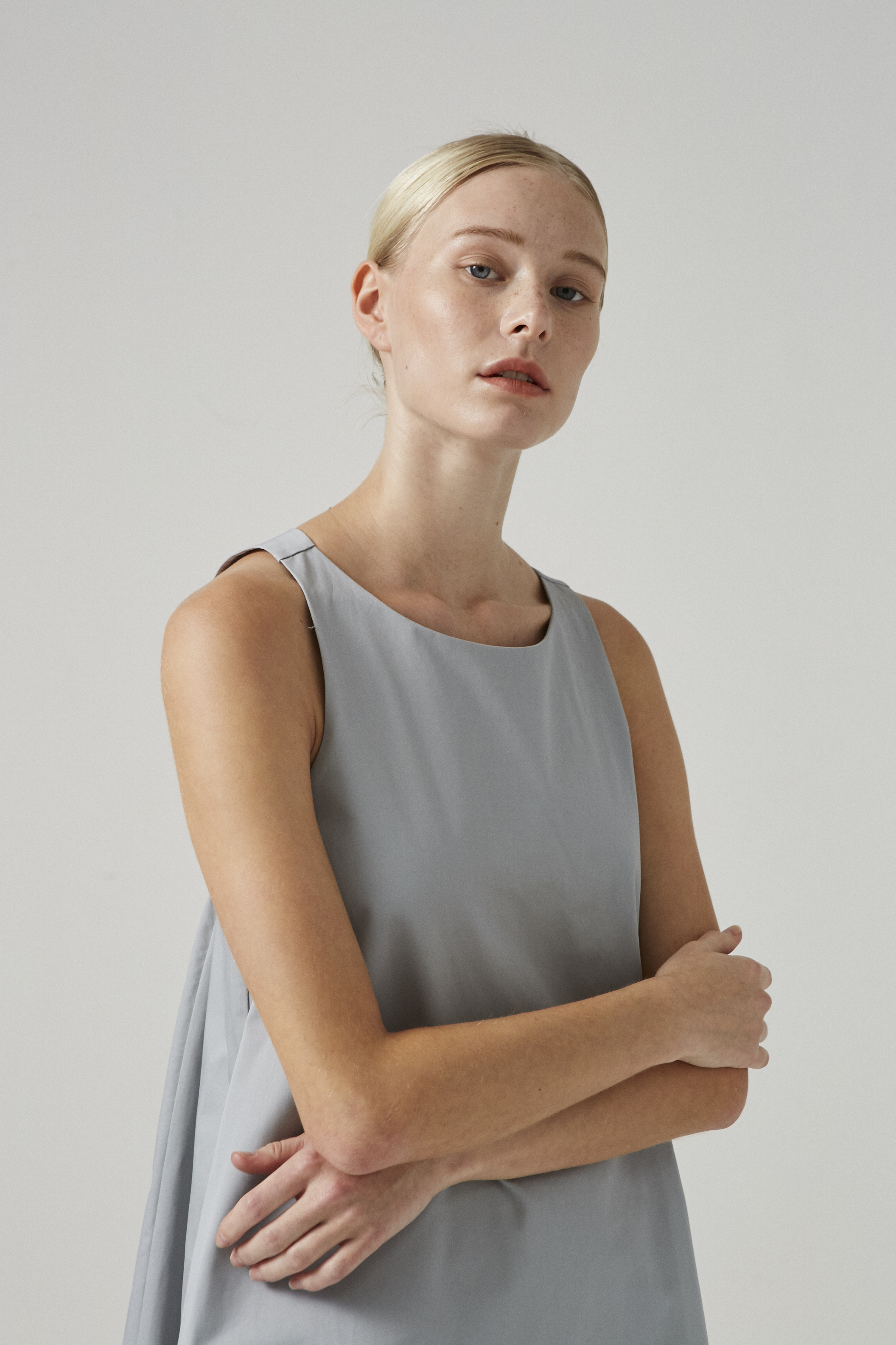 Cotton Gathered-Back Shift Dress