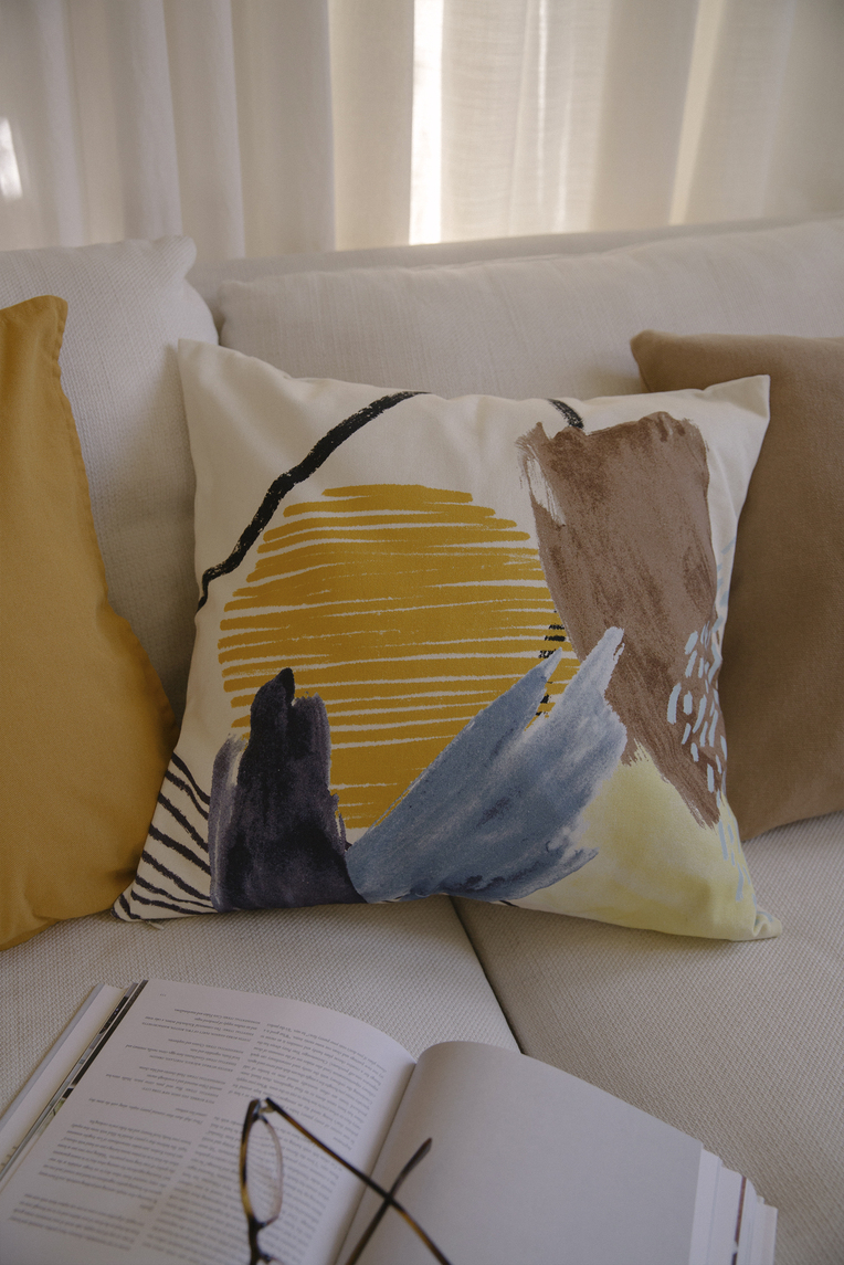 [Online Exclusive]  Valley Cushion Cover