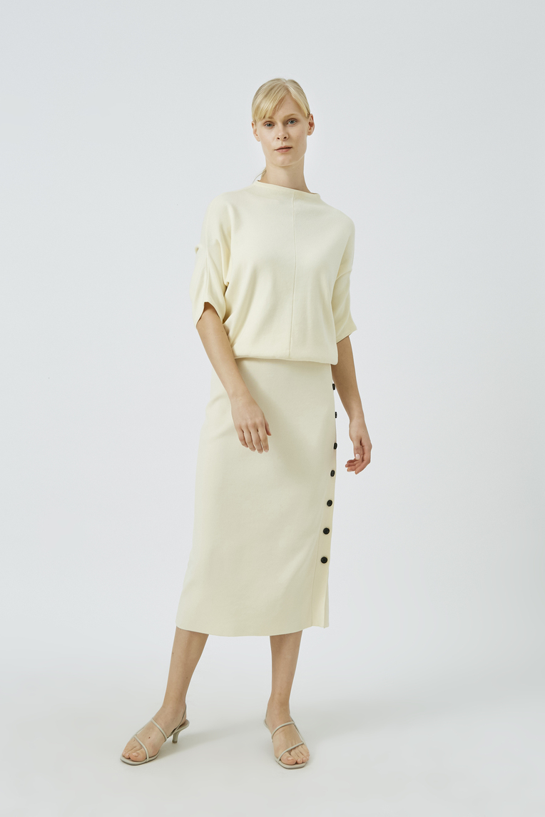 Gathered Sleeve Knit Top