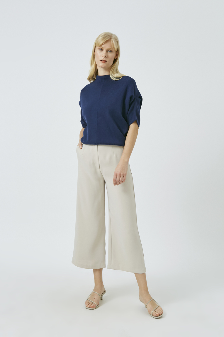 Gathered Sleeve Knit Top