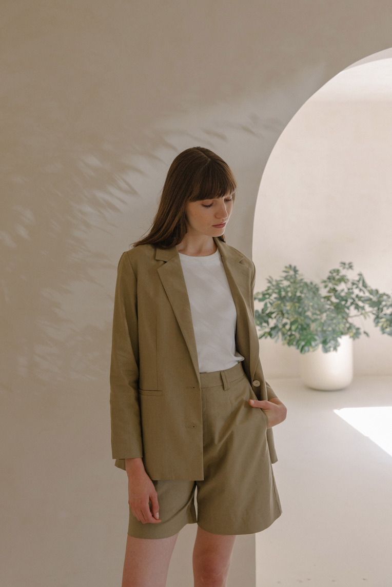 Linen Tailored Shorts 