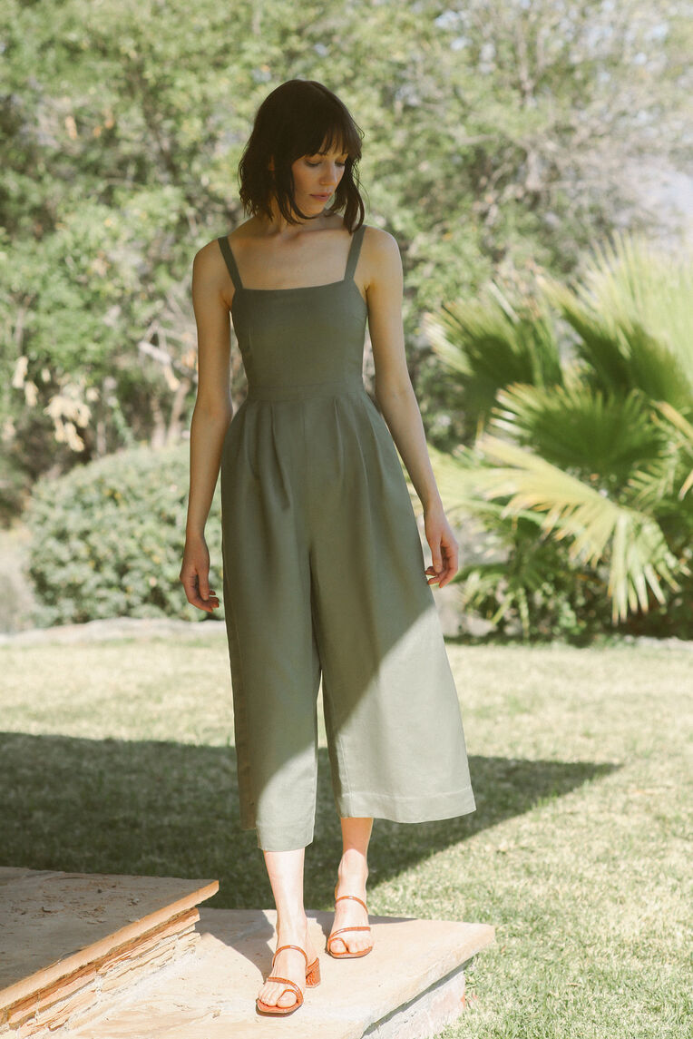 Linen Pleated Jumpsuit