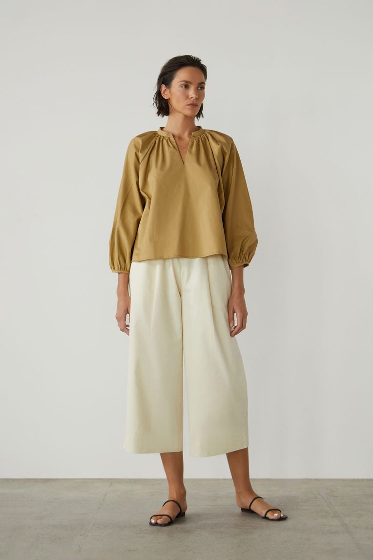 Organic Cotton V-Neck Gathered Top