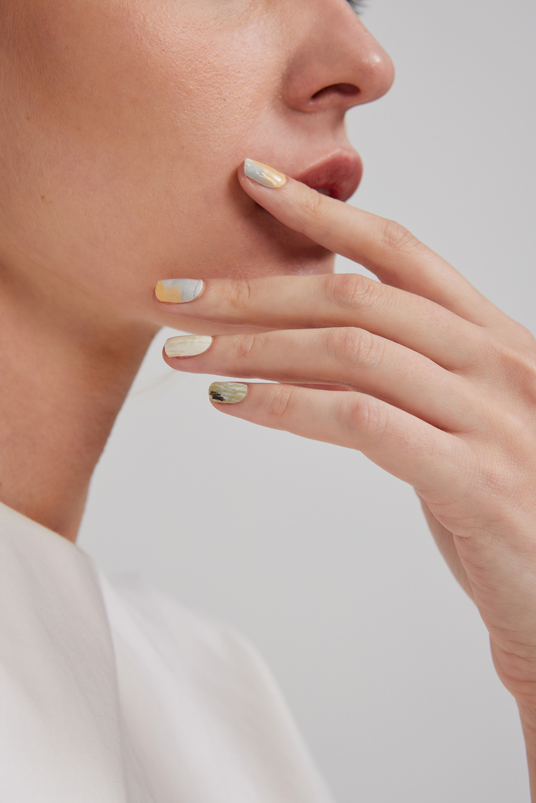 Stick-On Nail Art Kit