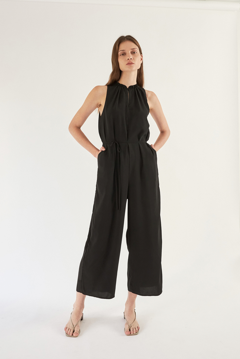 Ruffle Collar Jumpsuit