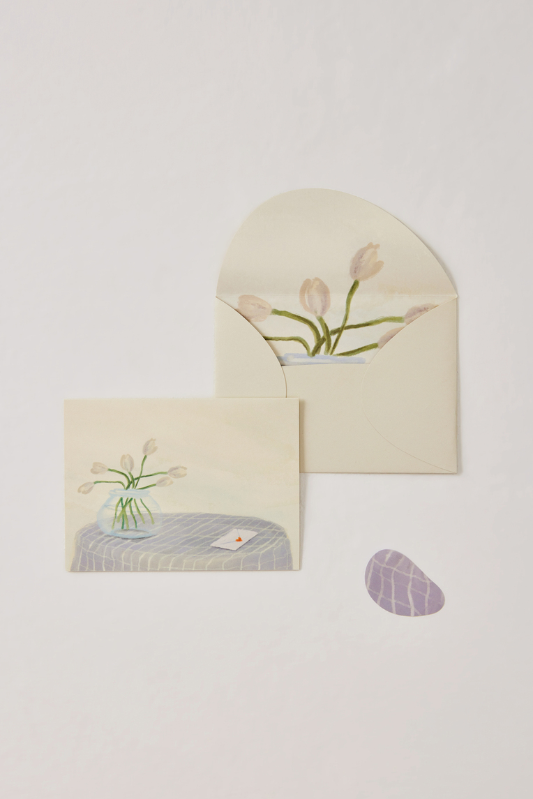 Flowers on a Table Greeting Card Set