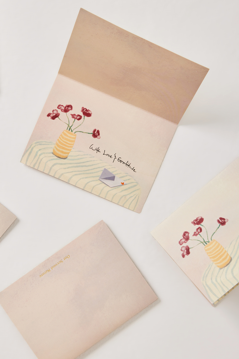 Flowers on a Table Greeting Card Set