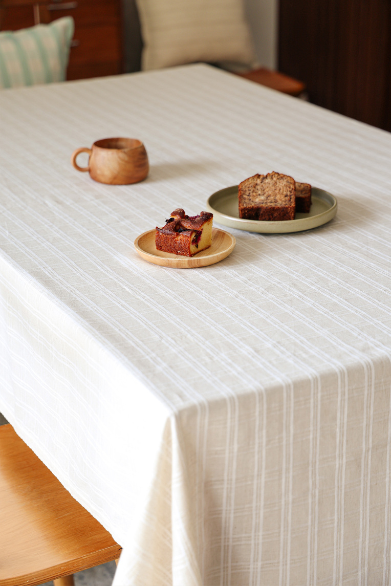 Oversized Textured Picot-Edged Tablecloth