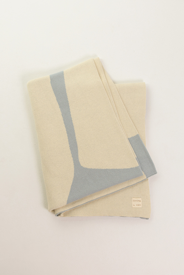 Pebble Knitted Throw Blanket