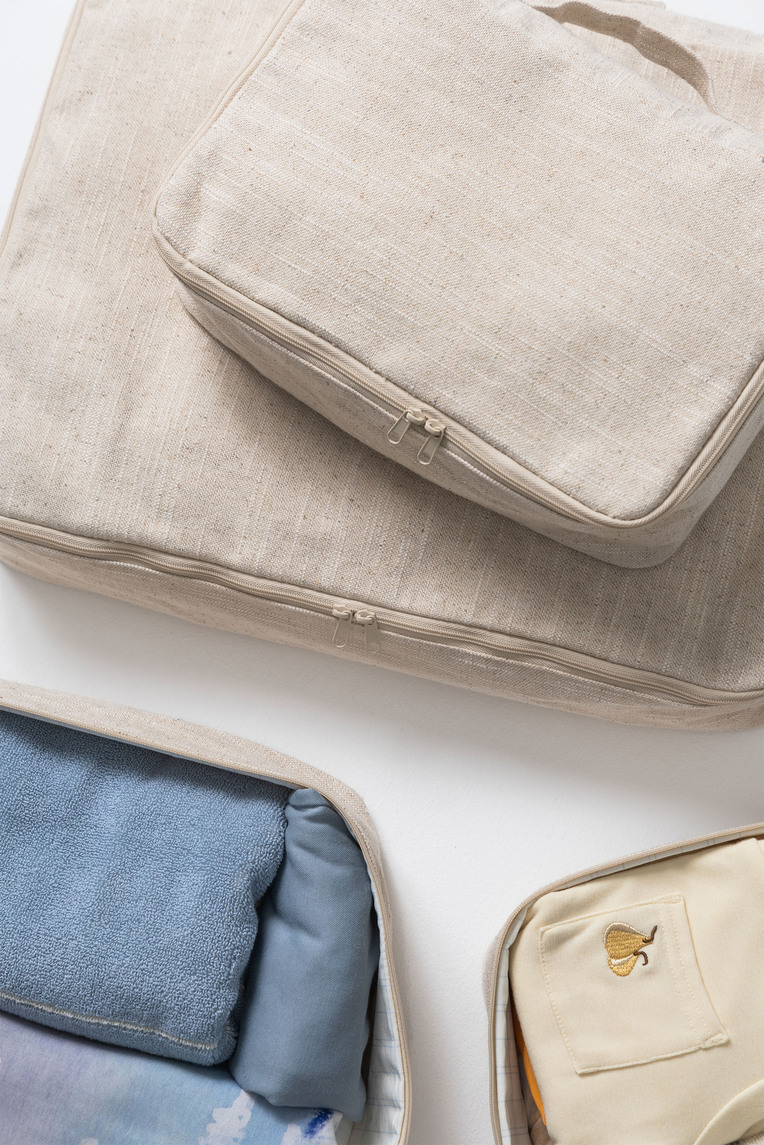 Packing Cube in Large