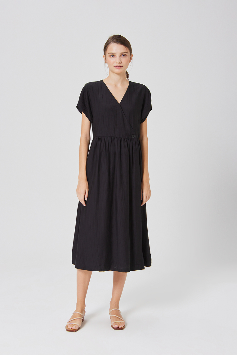 [Online Exclusive] Textured Rayon Wrap Dress