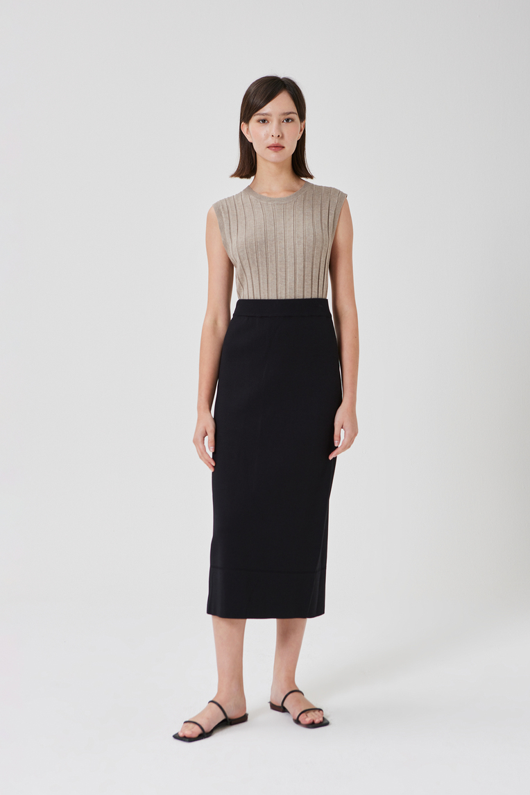 Soft Ribbed Knit Top