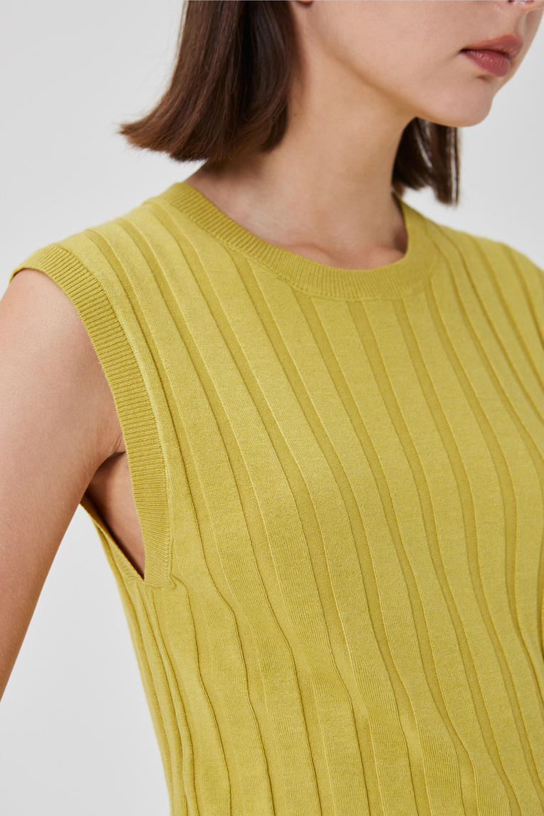 Soft Ribbed Knit Top