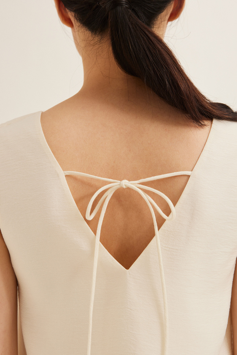 Textured Two-Way Peplum Top