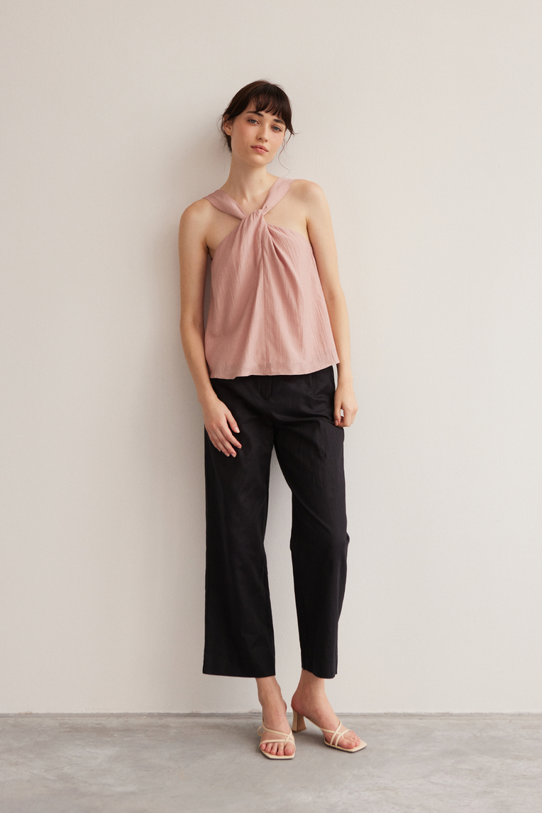 Two-Way Twist Knot Top