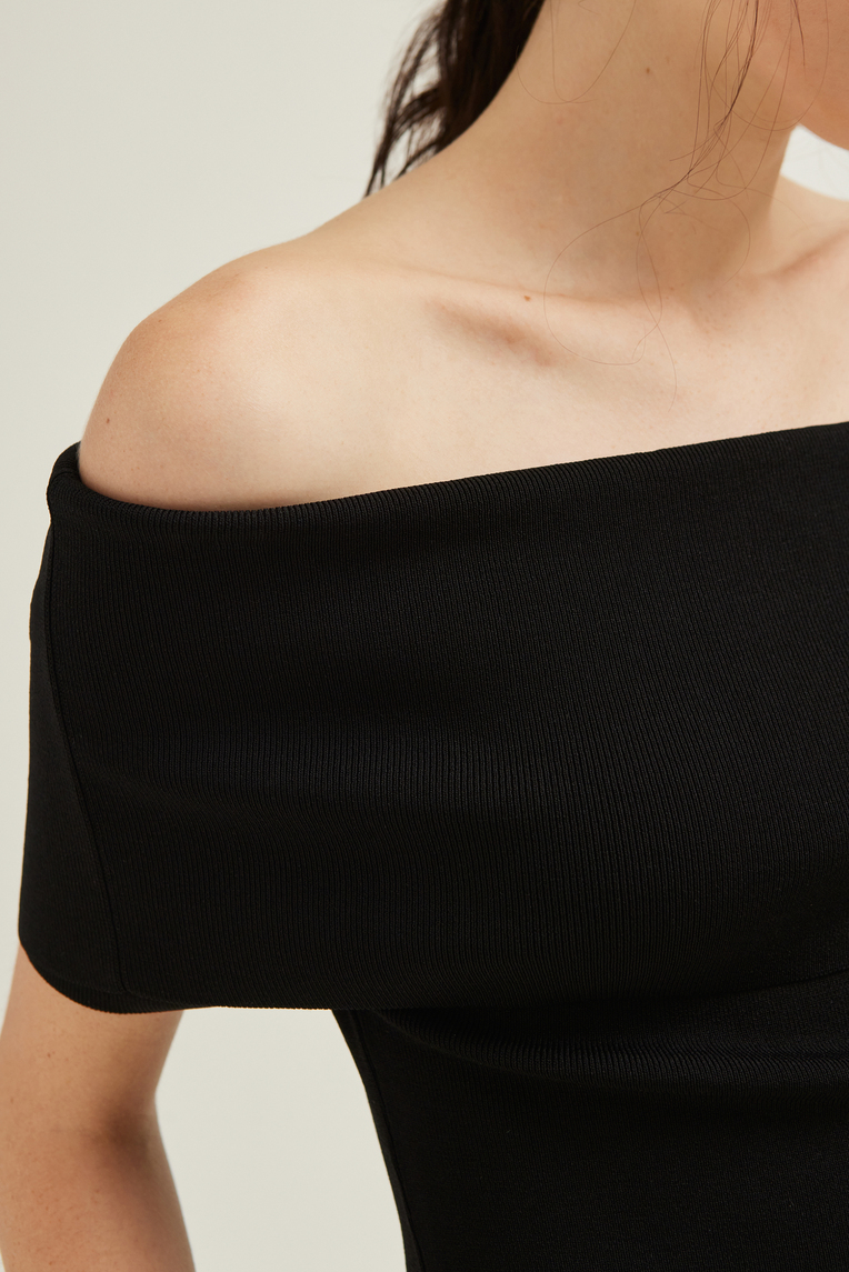 Off-Shoulder Knit Top