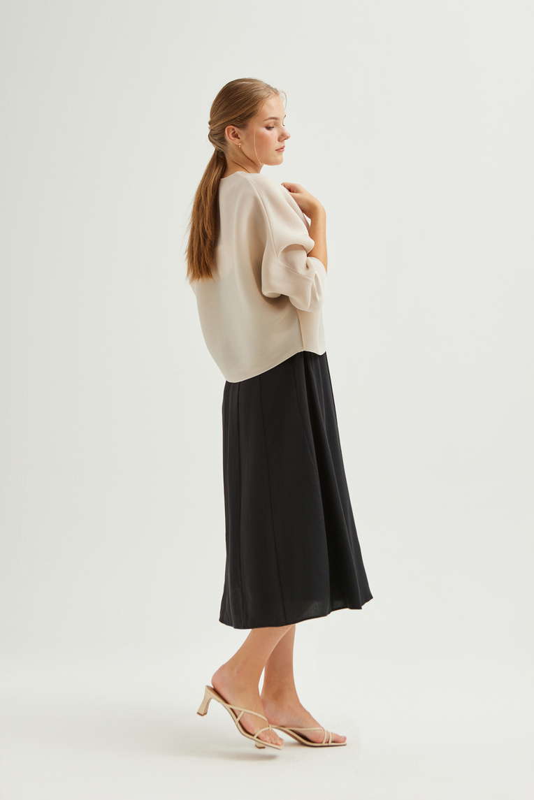 Plissé Pleated Shrug