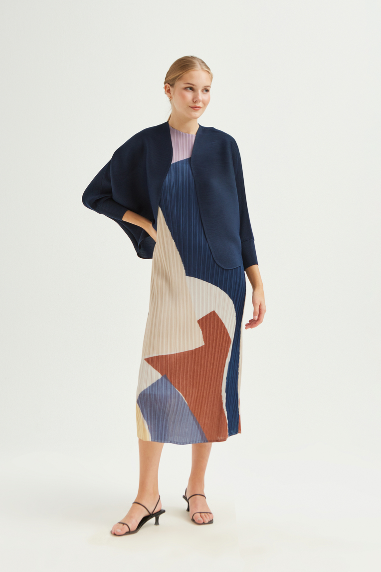 Plissé Pleated Shrug