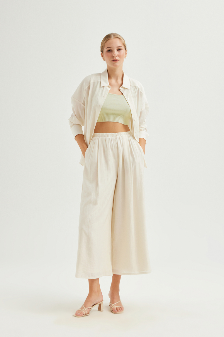 Ribbed Hem Crop Top