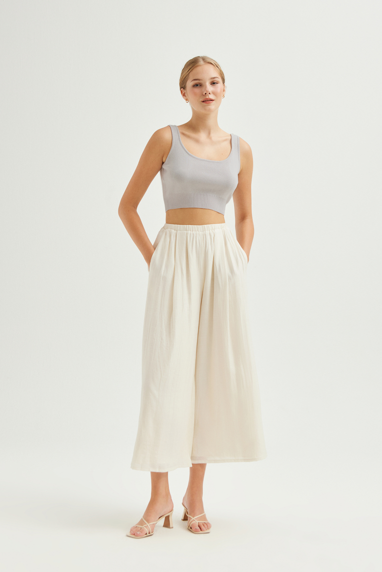 Ribbed Hem Crop Top