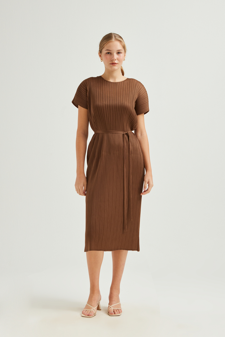 Plissé Pleated Kaftan