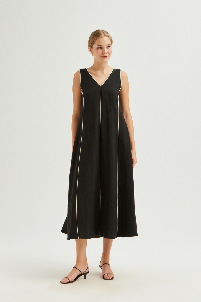 Contrast Piped Maxi Dress