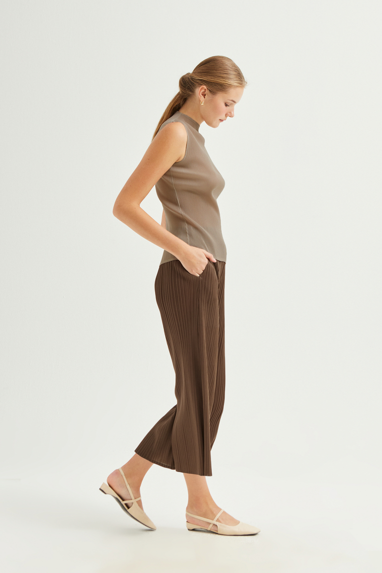 Plissé Pleated Mock-Neck Top