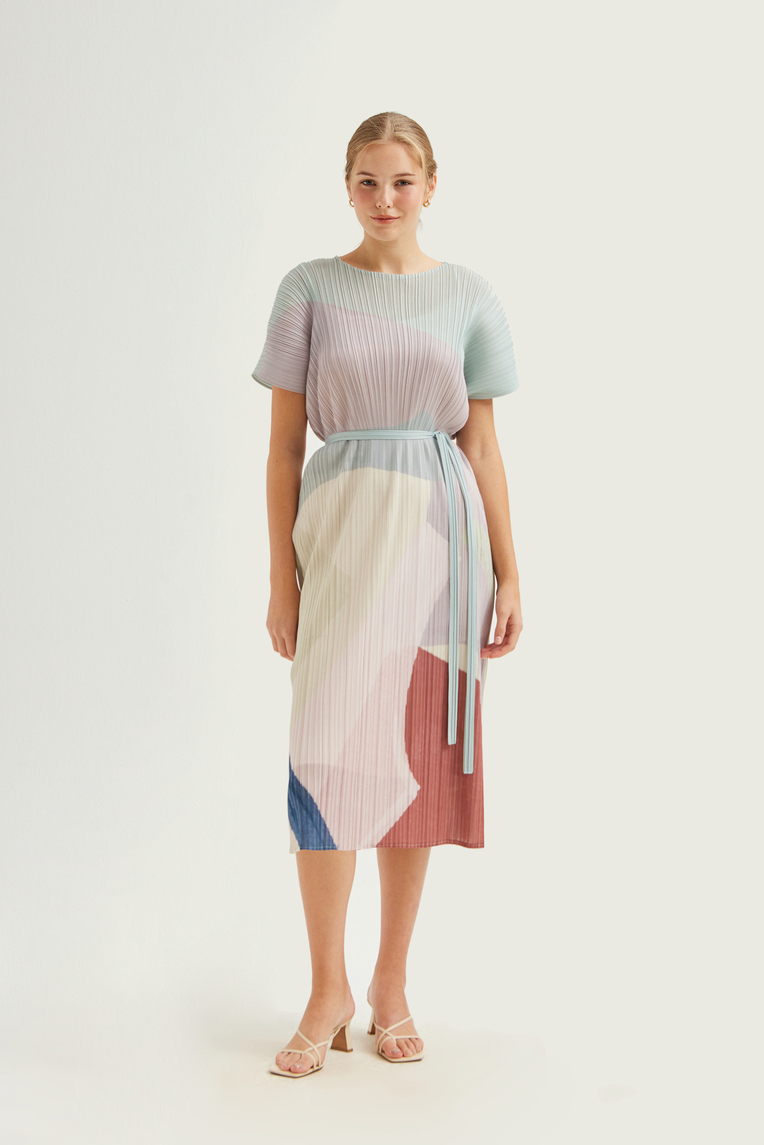 Interlude Plissé Pleated Kaftan