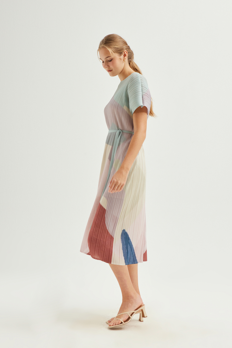 Interlude Plissé Pleated Kaftan