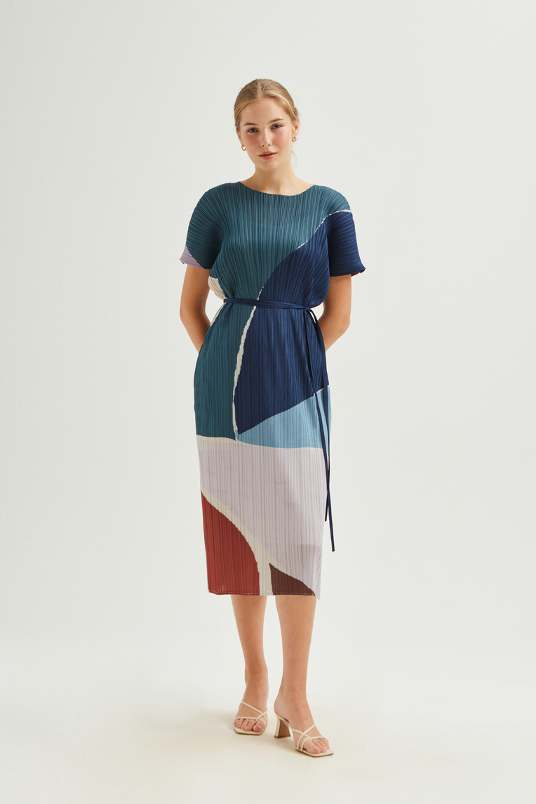 Interlude Plissé Pleated Kaftan