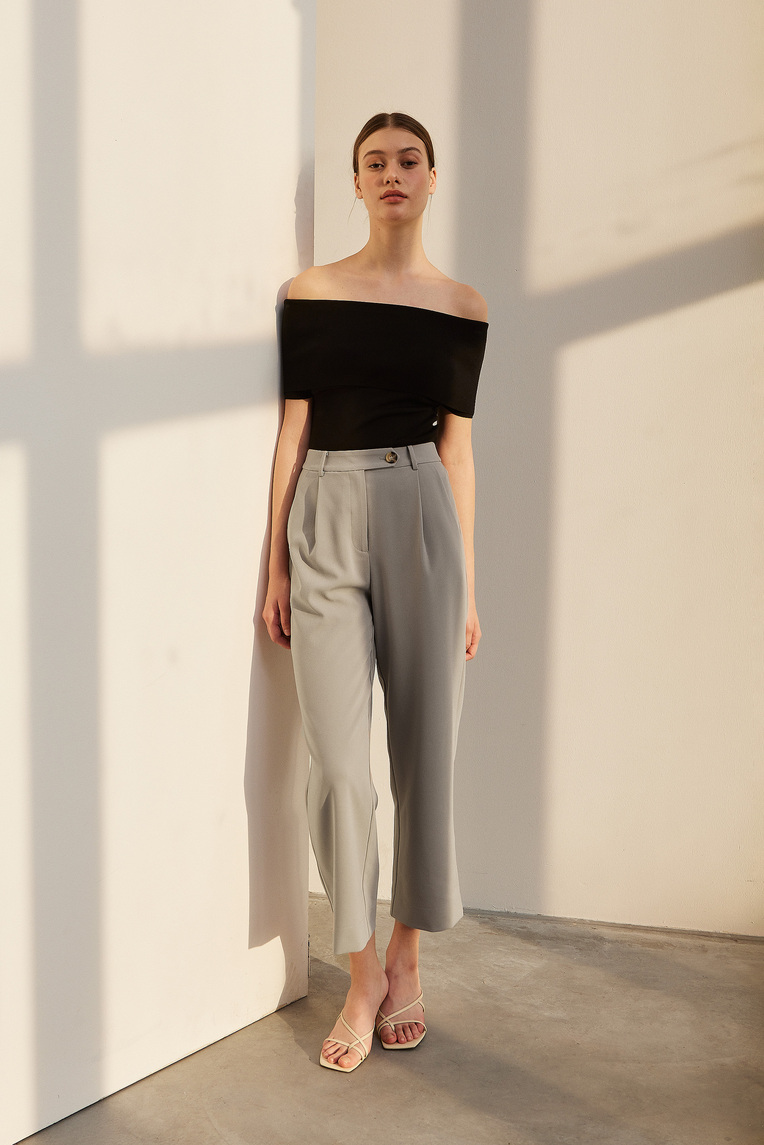 Off-Shoulder Knit Top