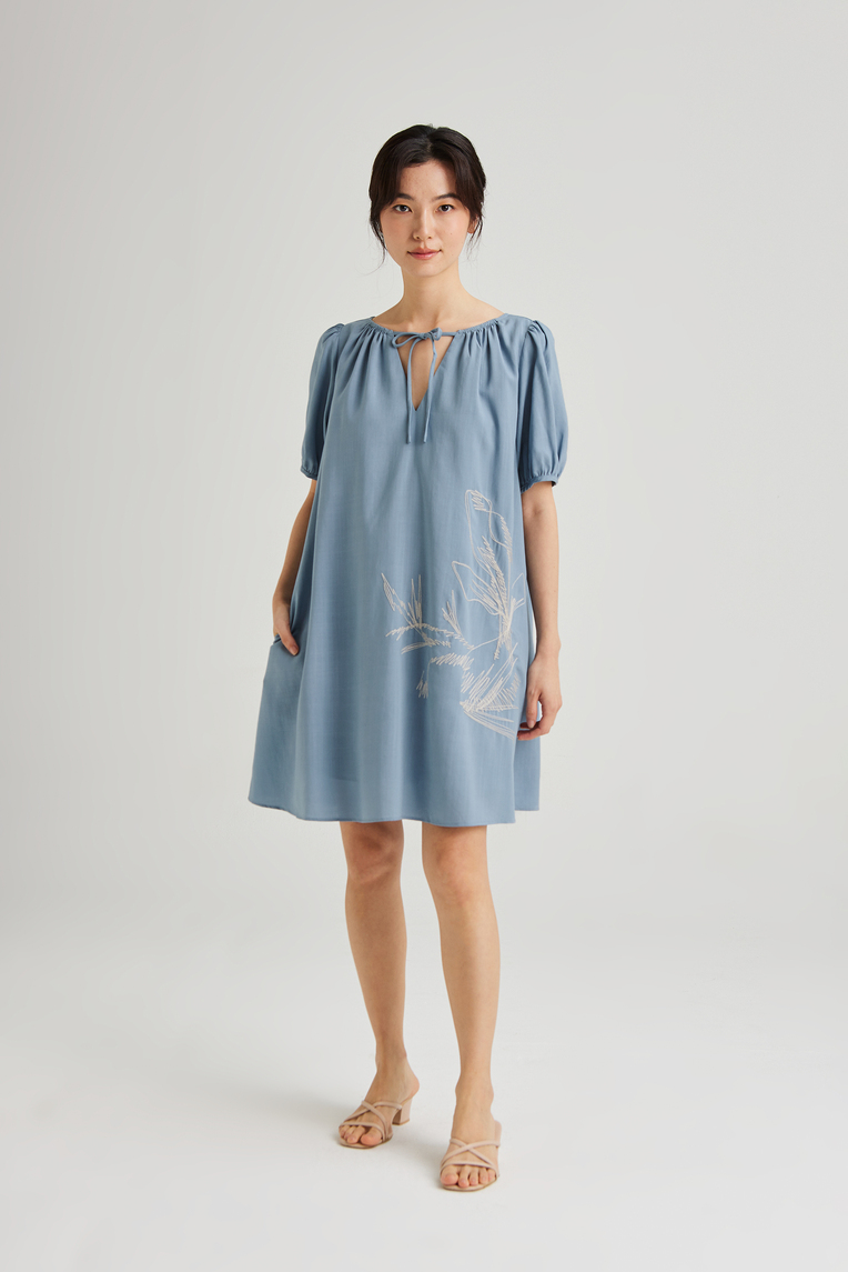 Calla Embroidered Shift Dress