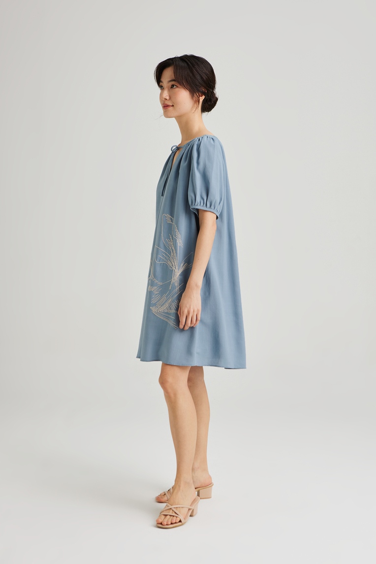 Calla Embroidered Shift Dress