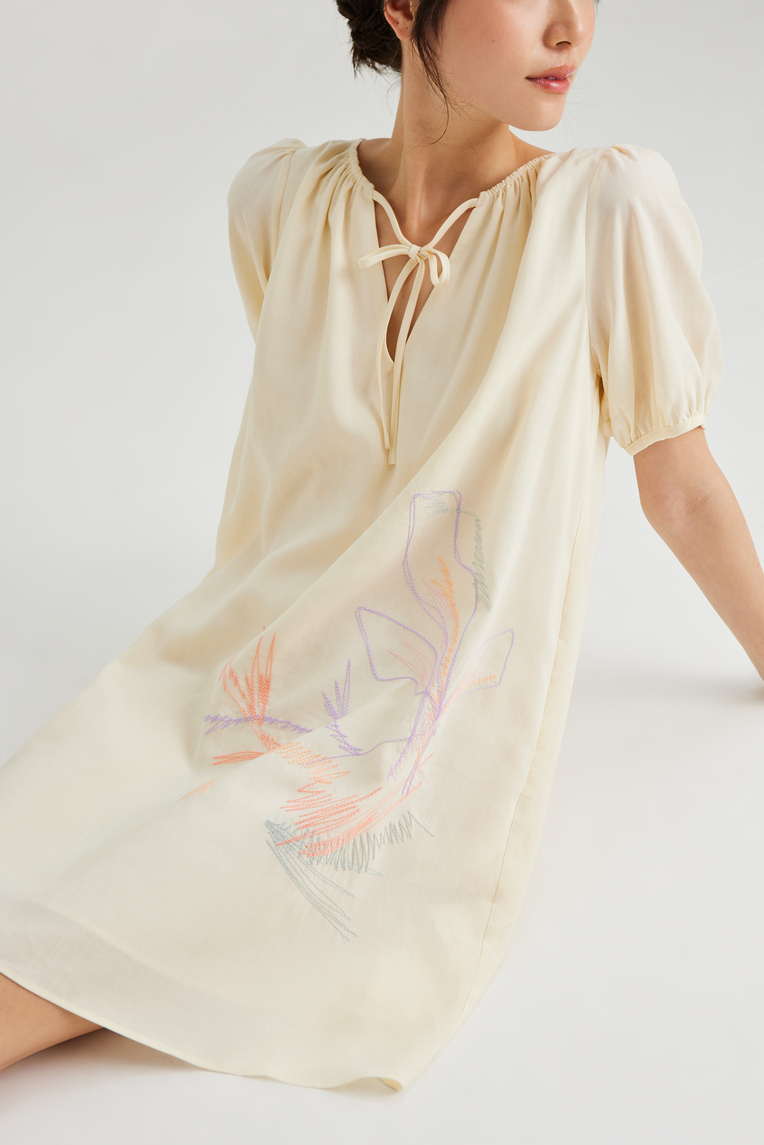 Calla Embroidered Shift Dress
