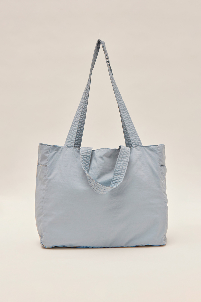 Water-Resistant Medium Weekender Carryall