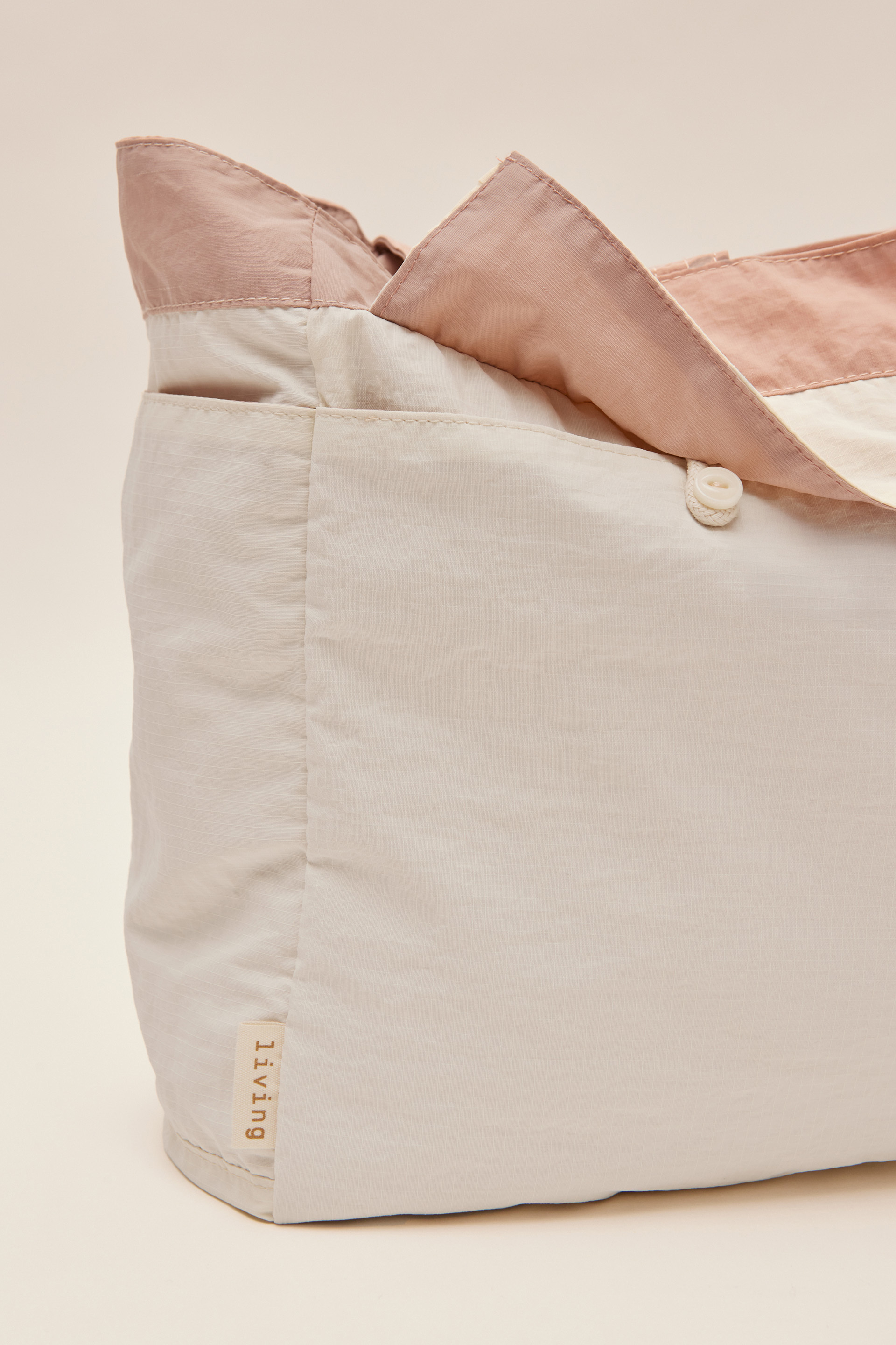Water-Resistant Medium Weekender Carryall