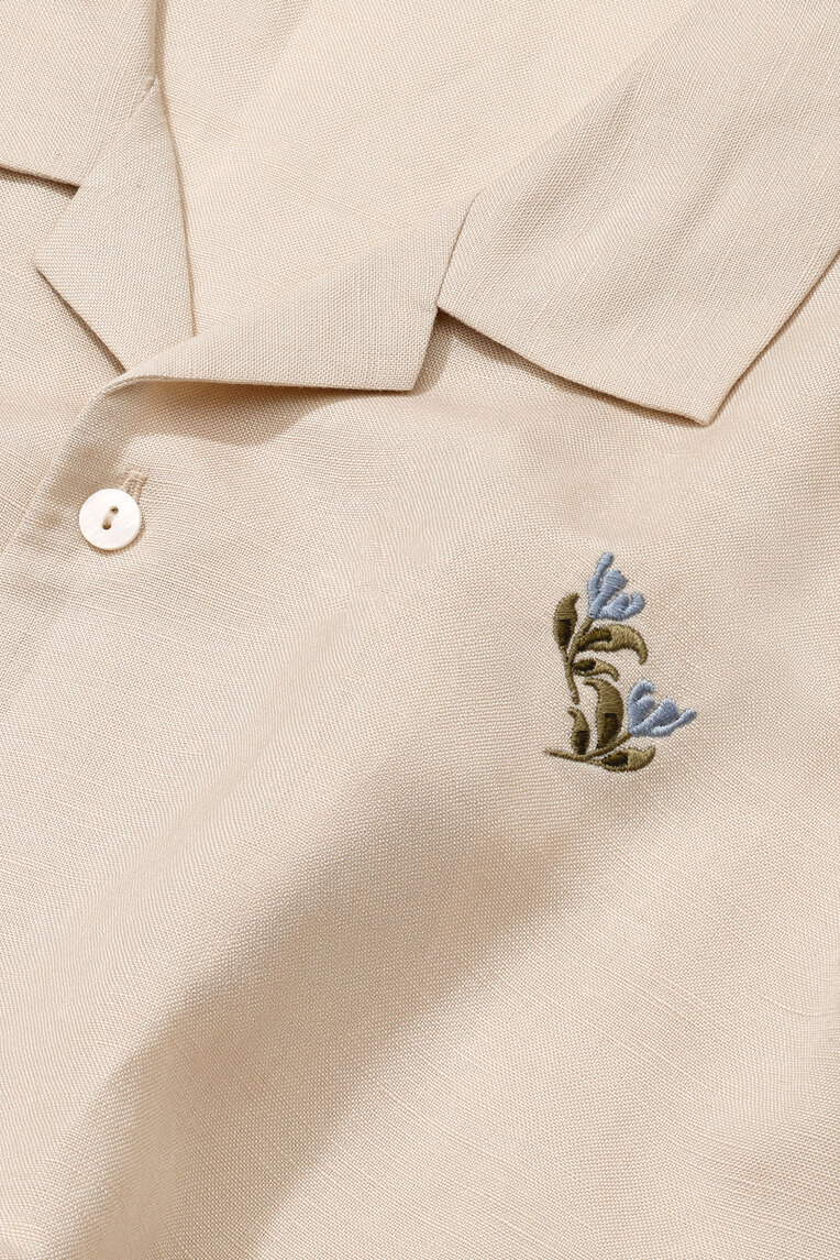 Garden Embroidered Men’s Shirt