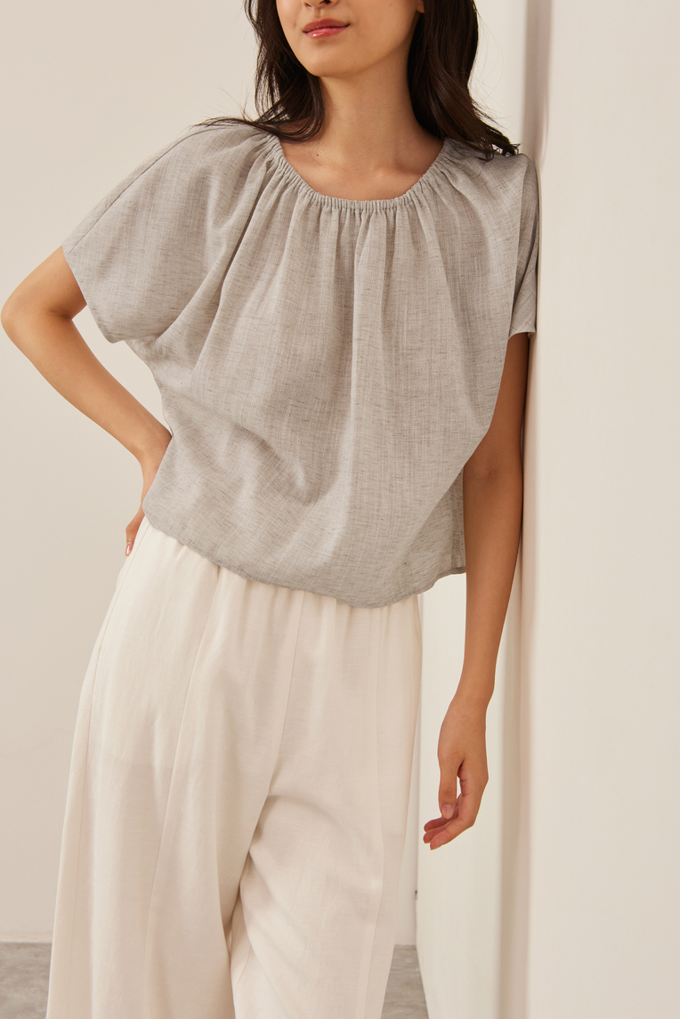 Textured Gathered Cropped Top