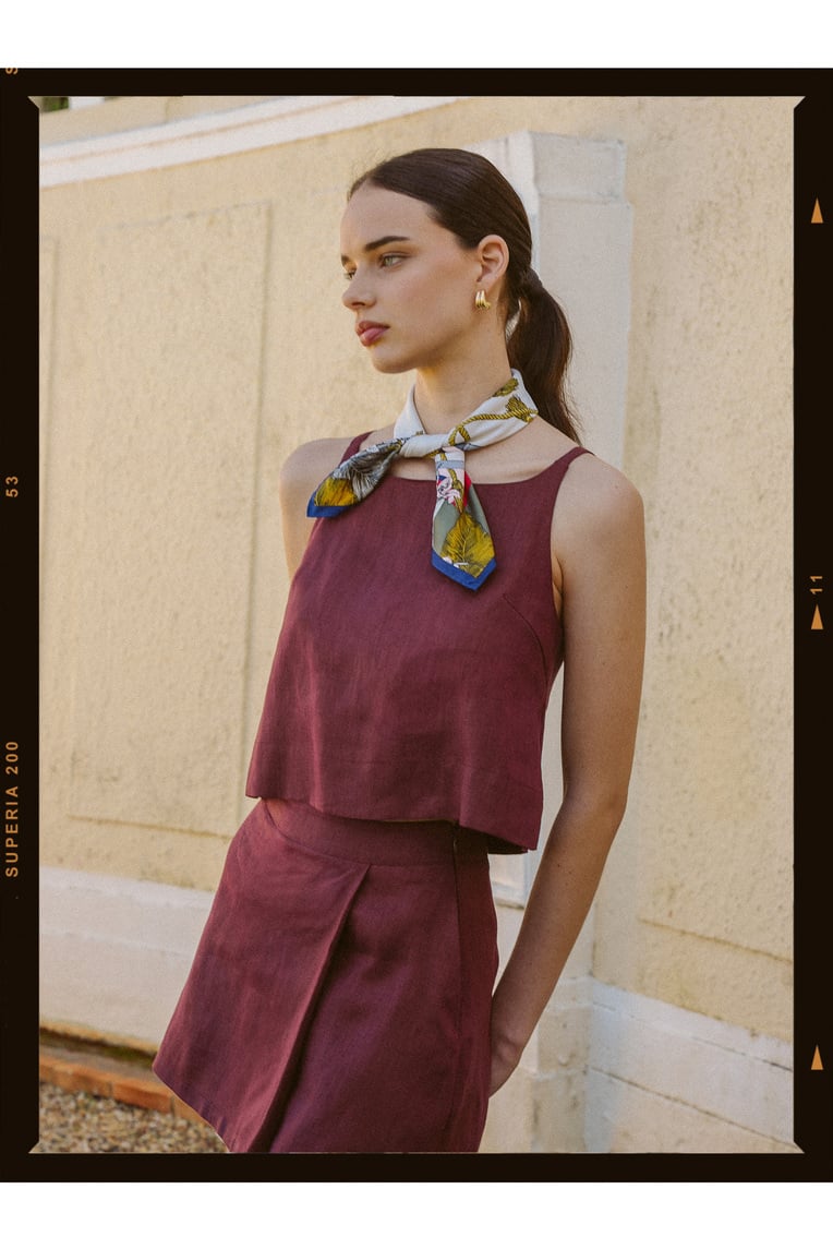 Linen Wide-Neck Top 