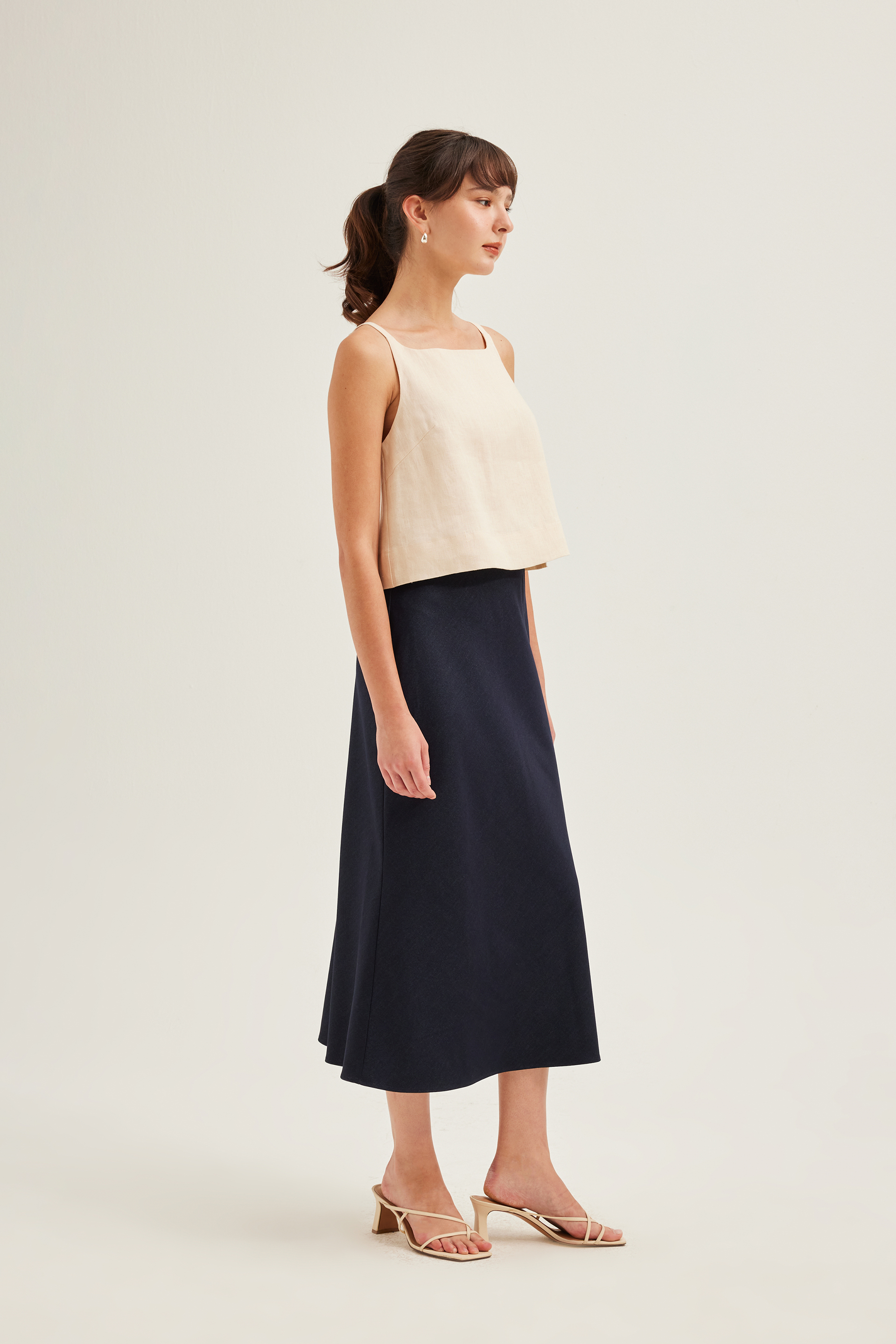Linen Wide-Neck Top 