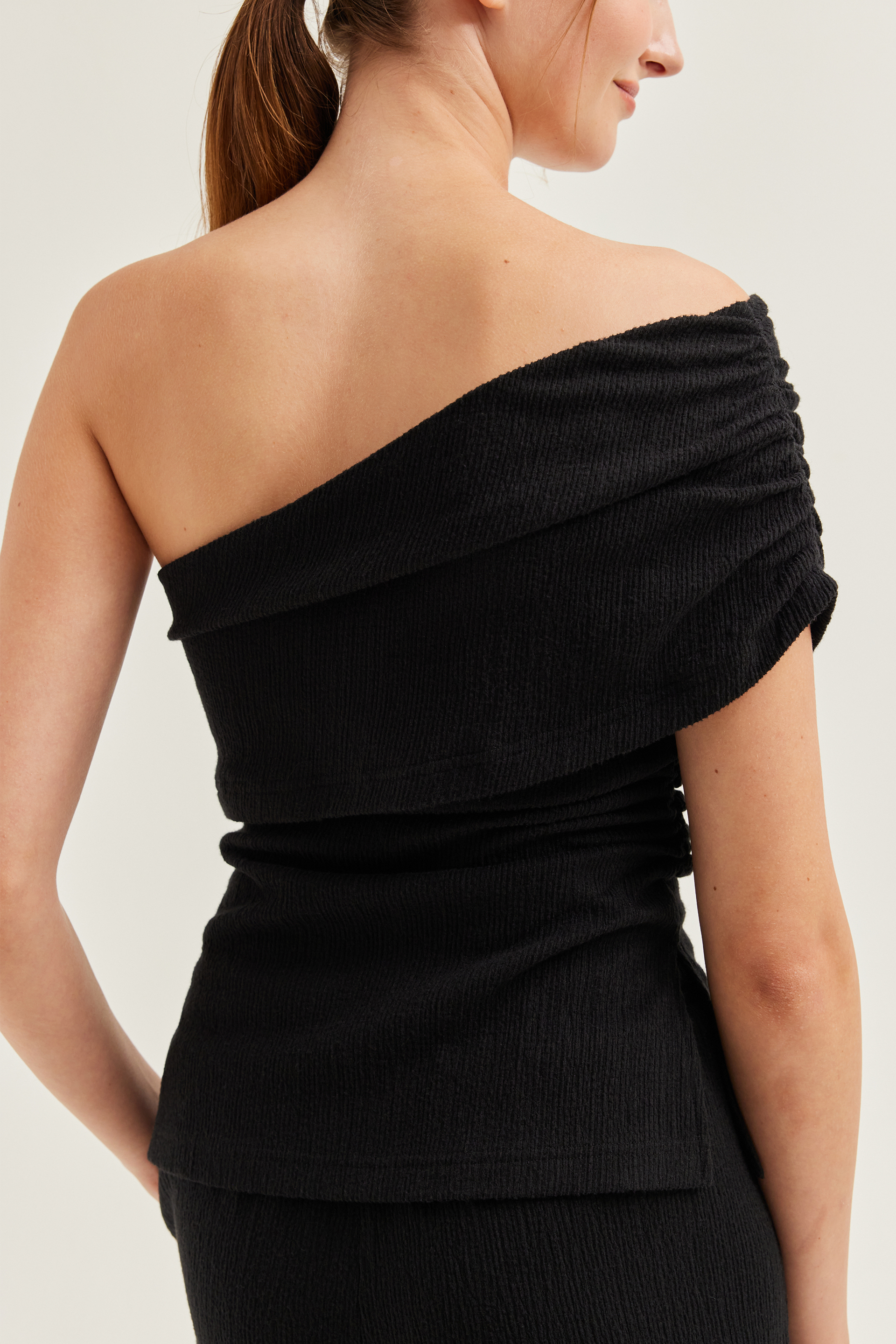 One-Shoulder Textured Knit Top One-Shoulder Textured Knit Top