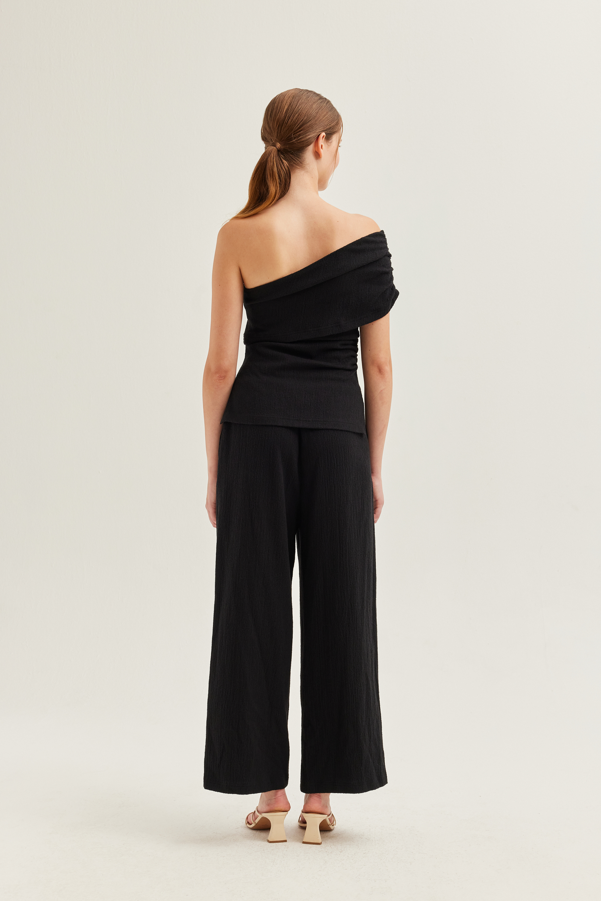One-Shoulder Textured Knit Top One-Shoulder Textured Knit Top