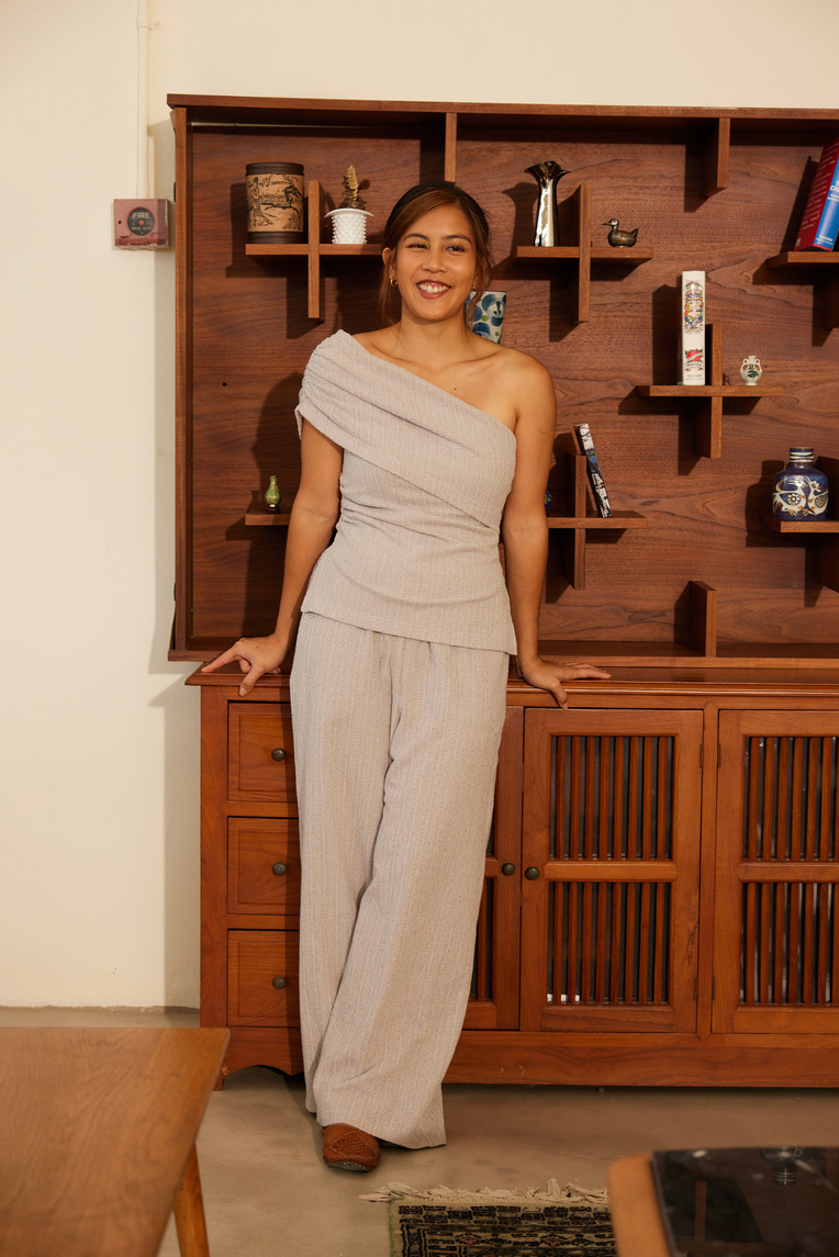 One-Shoulder Textured Knit Top