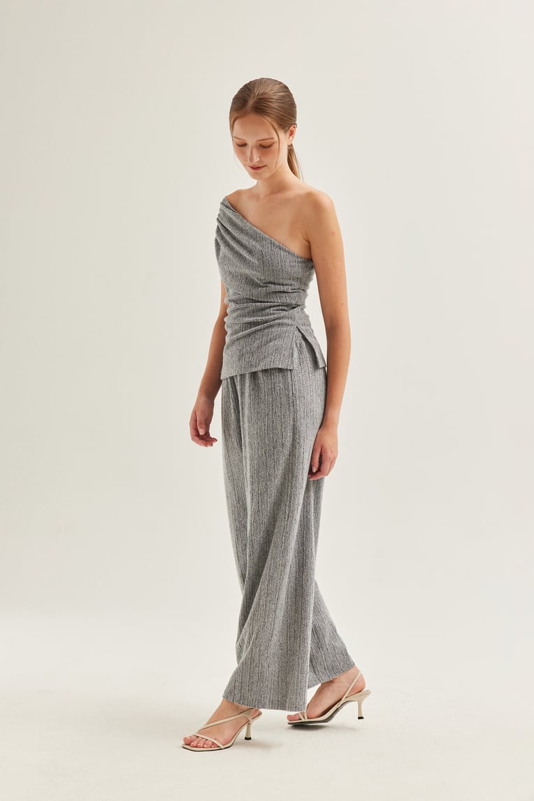 One-Shoulder Textured Knit Top