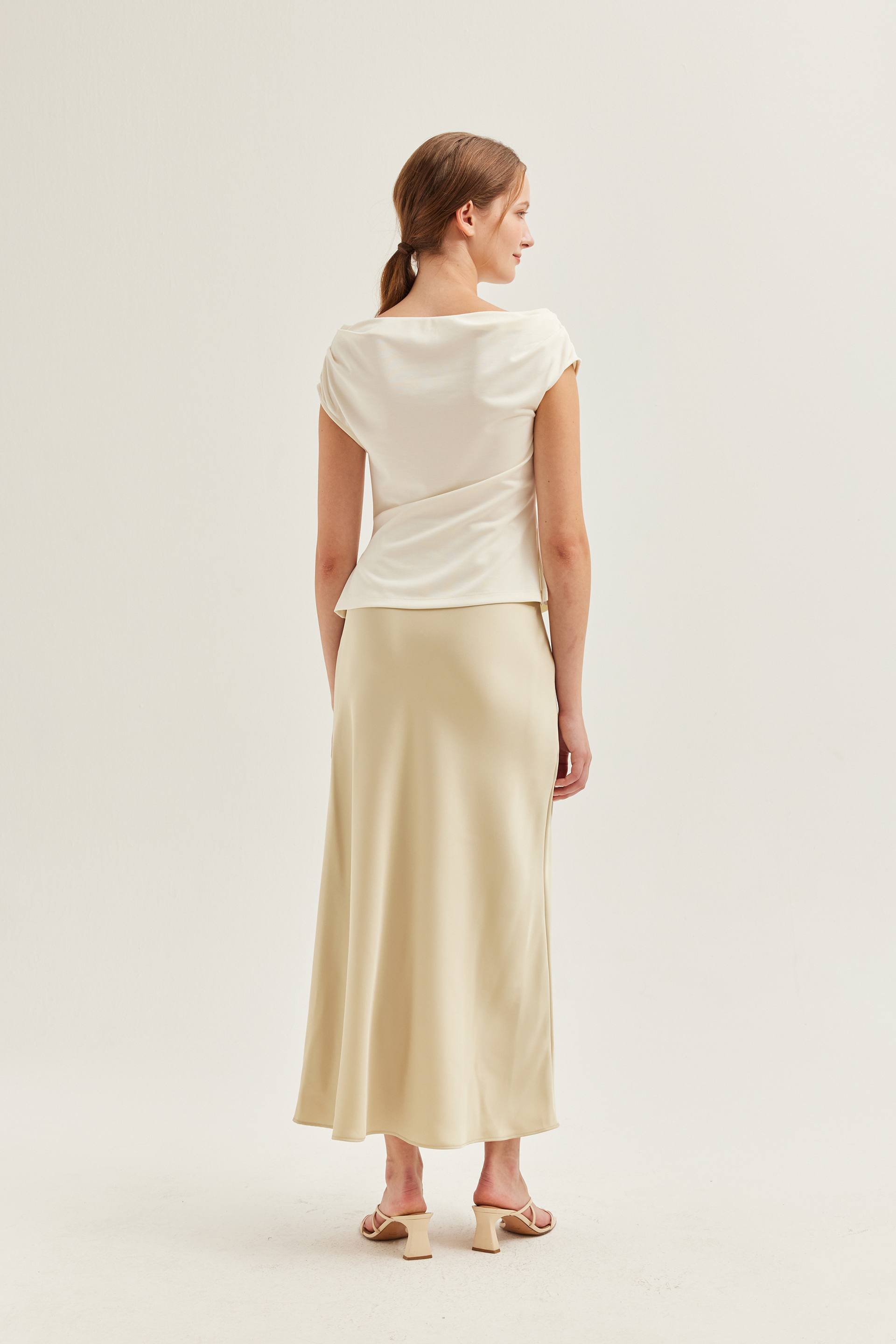 Fitted Boat-Neck Jersey Blouse Fitted Boat-Neck Jersey Blouse