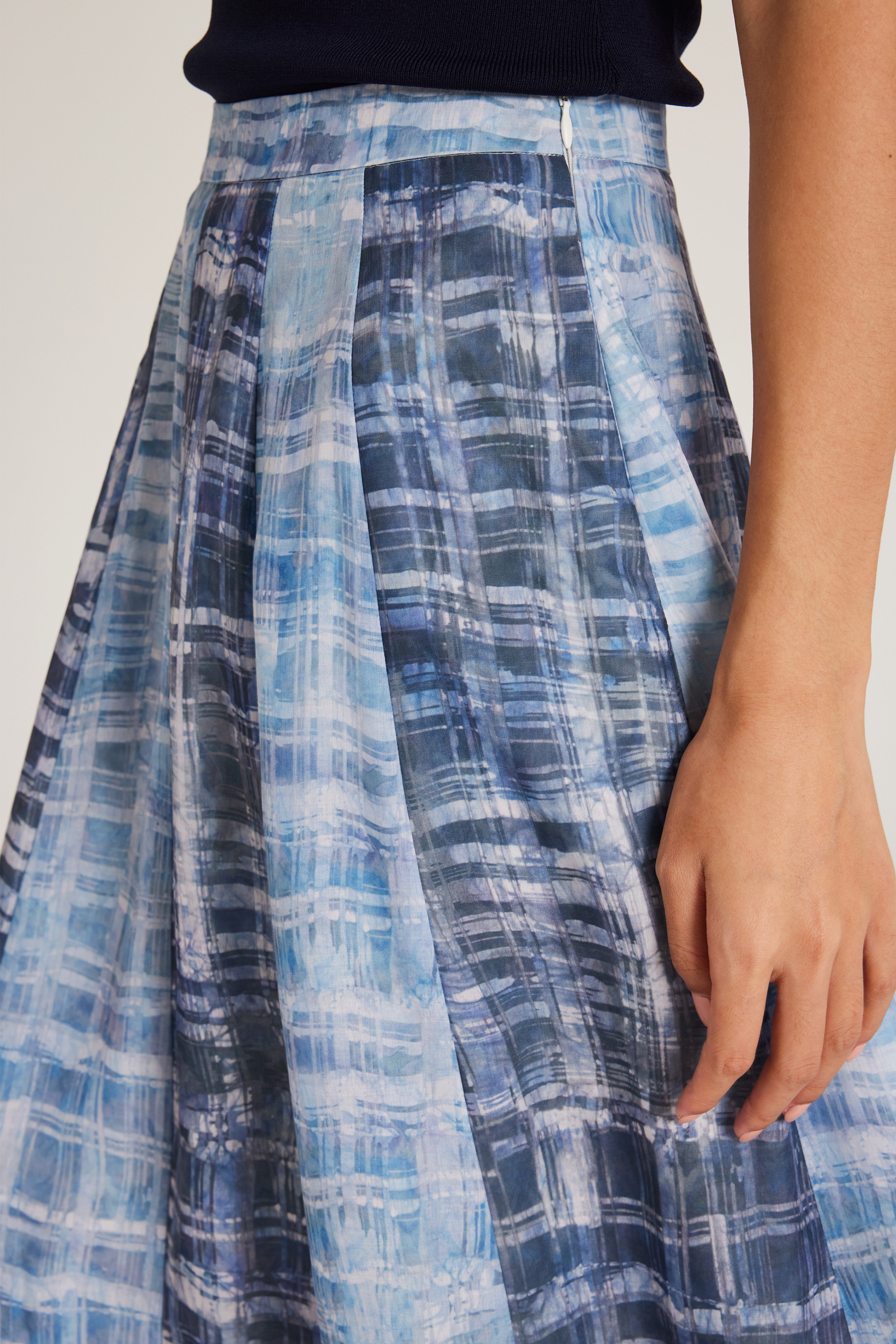 Tapestry Panelled Midi Skirt