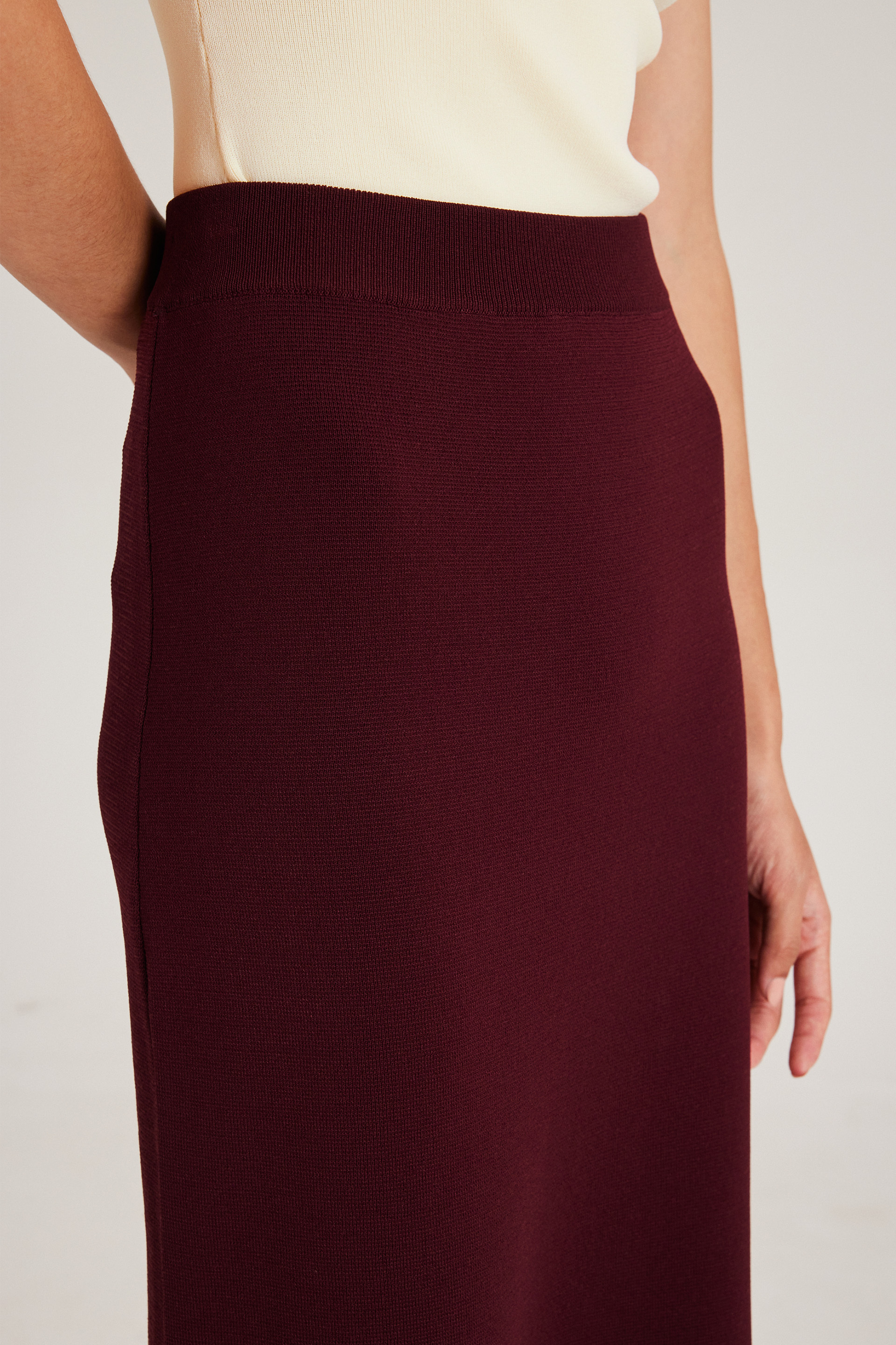 Broad-Hem Knit Skirt