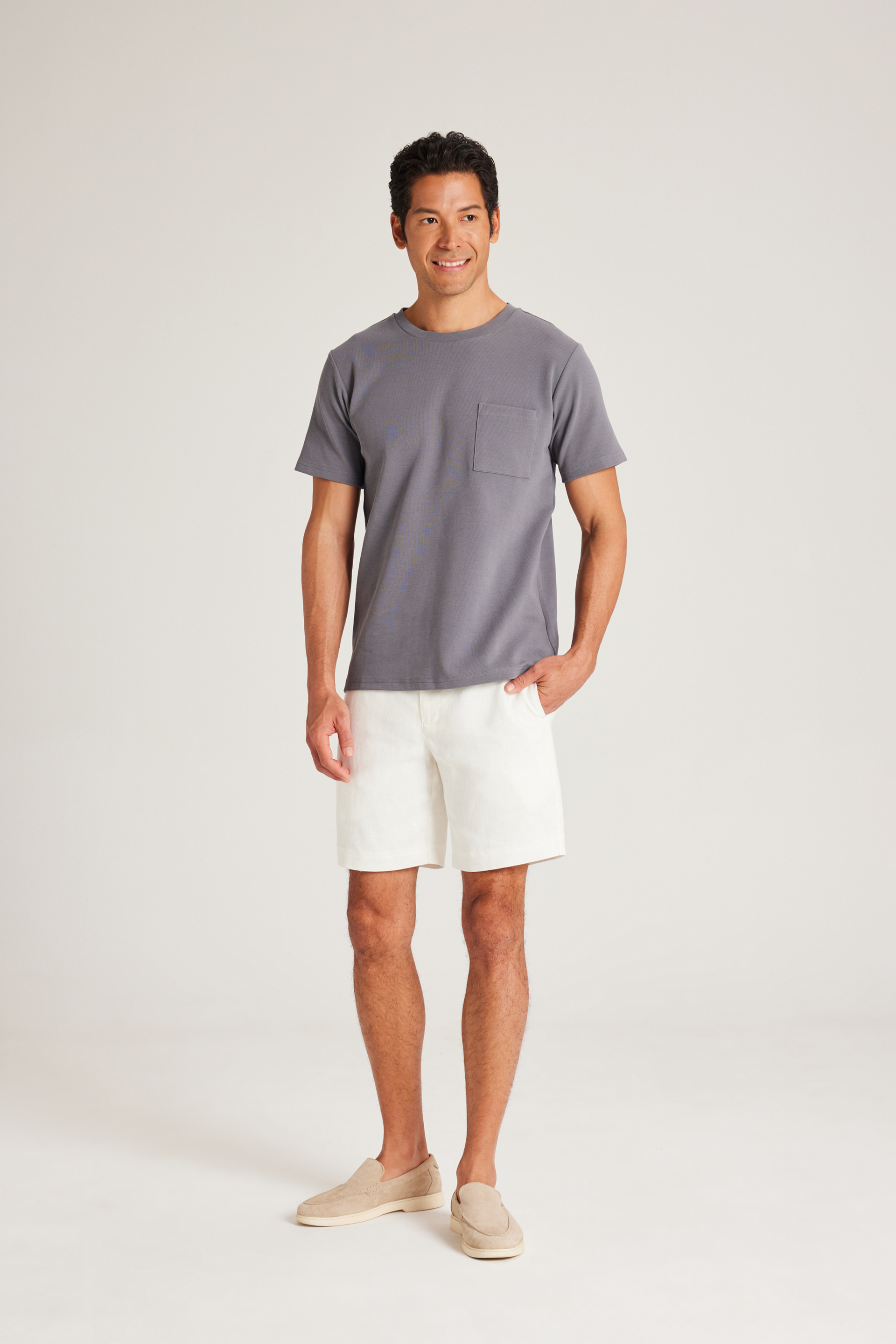Relaxed Fit Linen Shorts