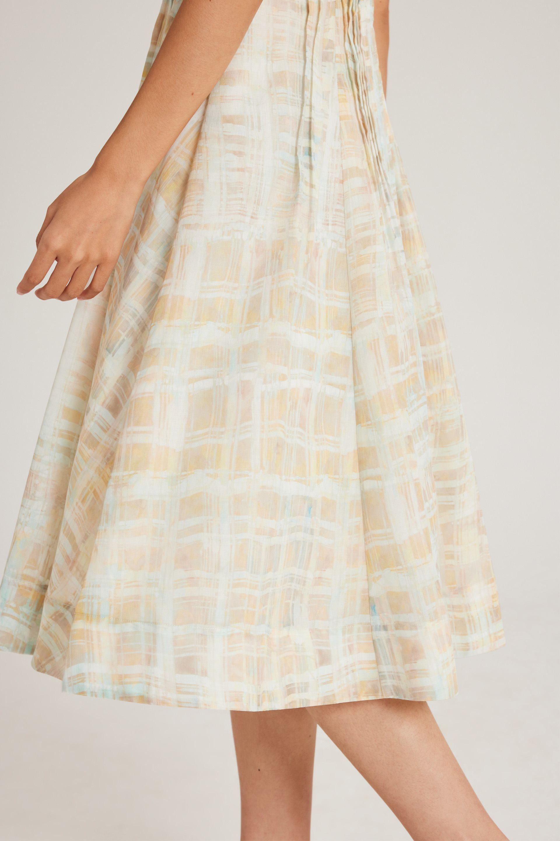 Tapestry Pintuck Midi Dress