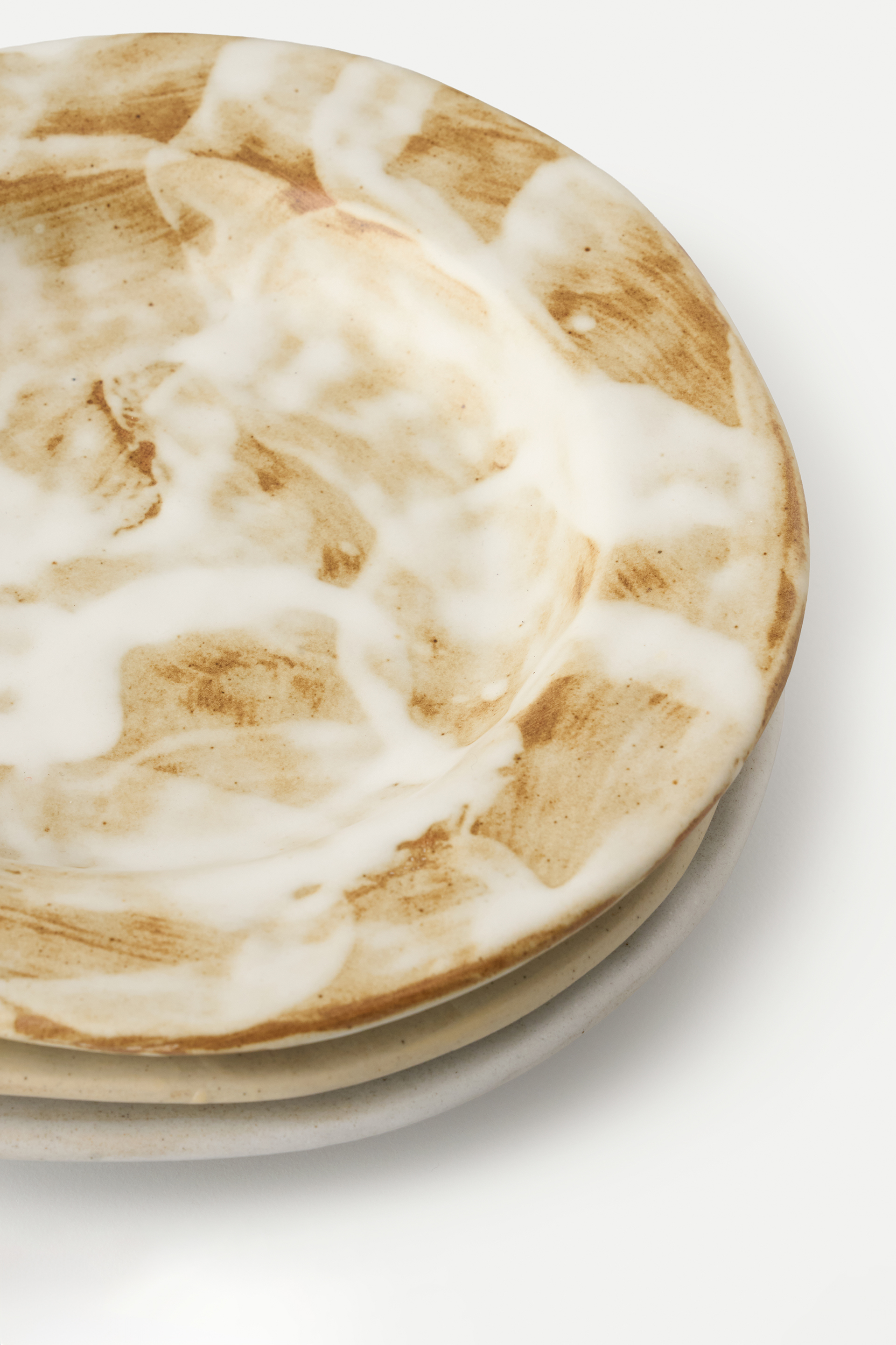 Organic Dimpled Wide-Rim Plate